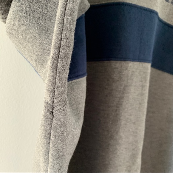 Champion Size XXL Gray Sweatshirt Pullover Top Long Sleeve Crew Neck Stripe Logo - Picture 11 of 13